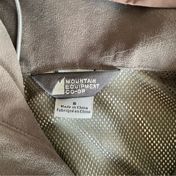 Mountain Equipment Co-op Hooded Rain Jacket - Picture 2 of 7